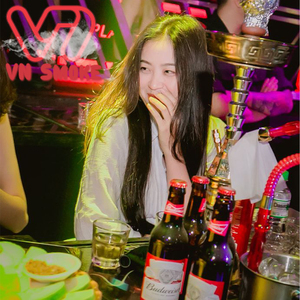 学长含着小奶头吸允玩弄视频
